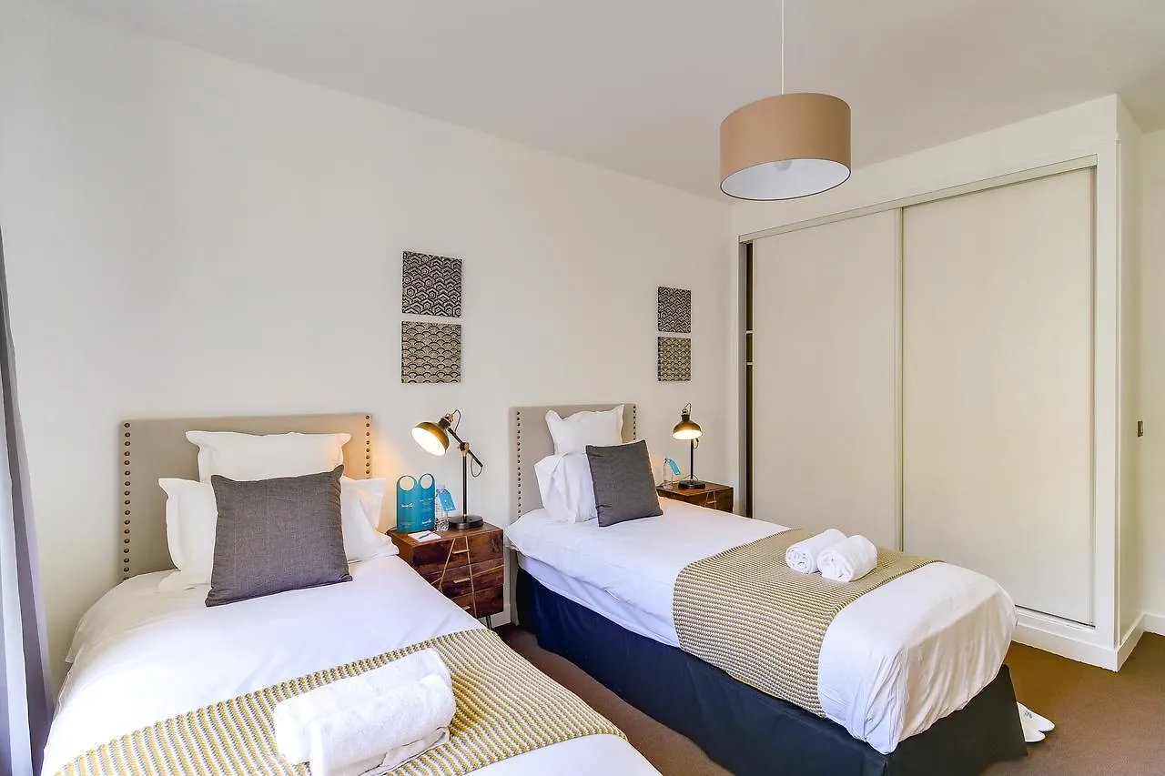 Sweet Inn - Montaigne Paris